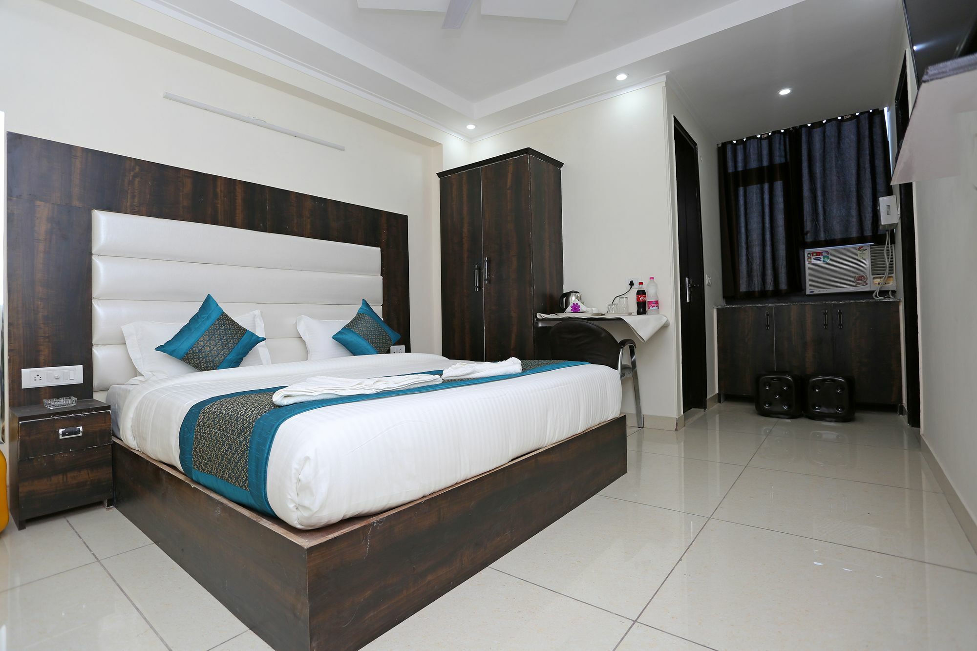 Hotel Aero Stay Нью-Делі Екстер'єр фото